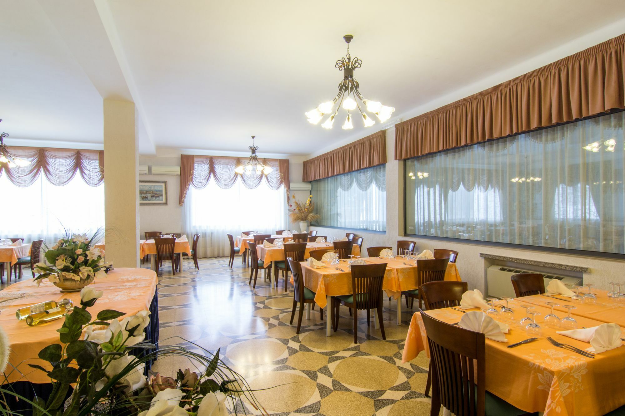 Racar Hotel Frigole Extérieur photo