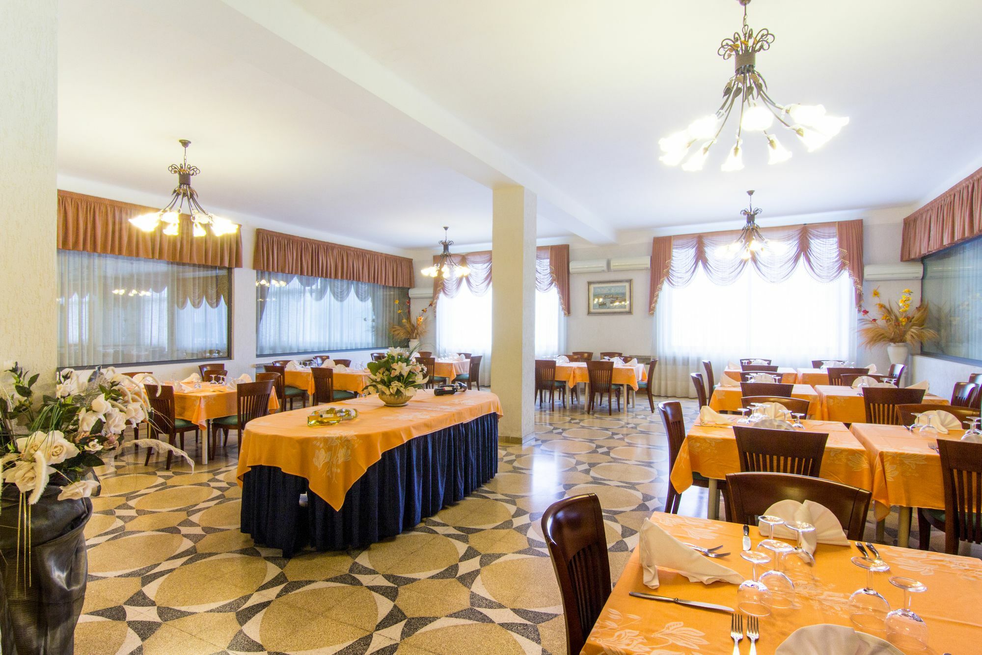 Racar Hotel Frigole Extérieur photo